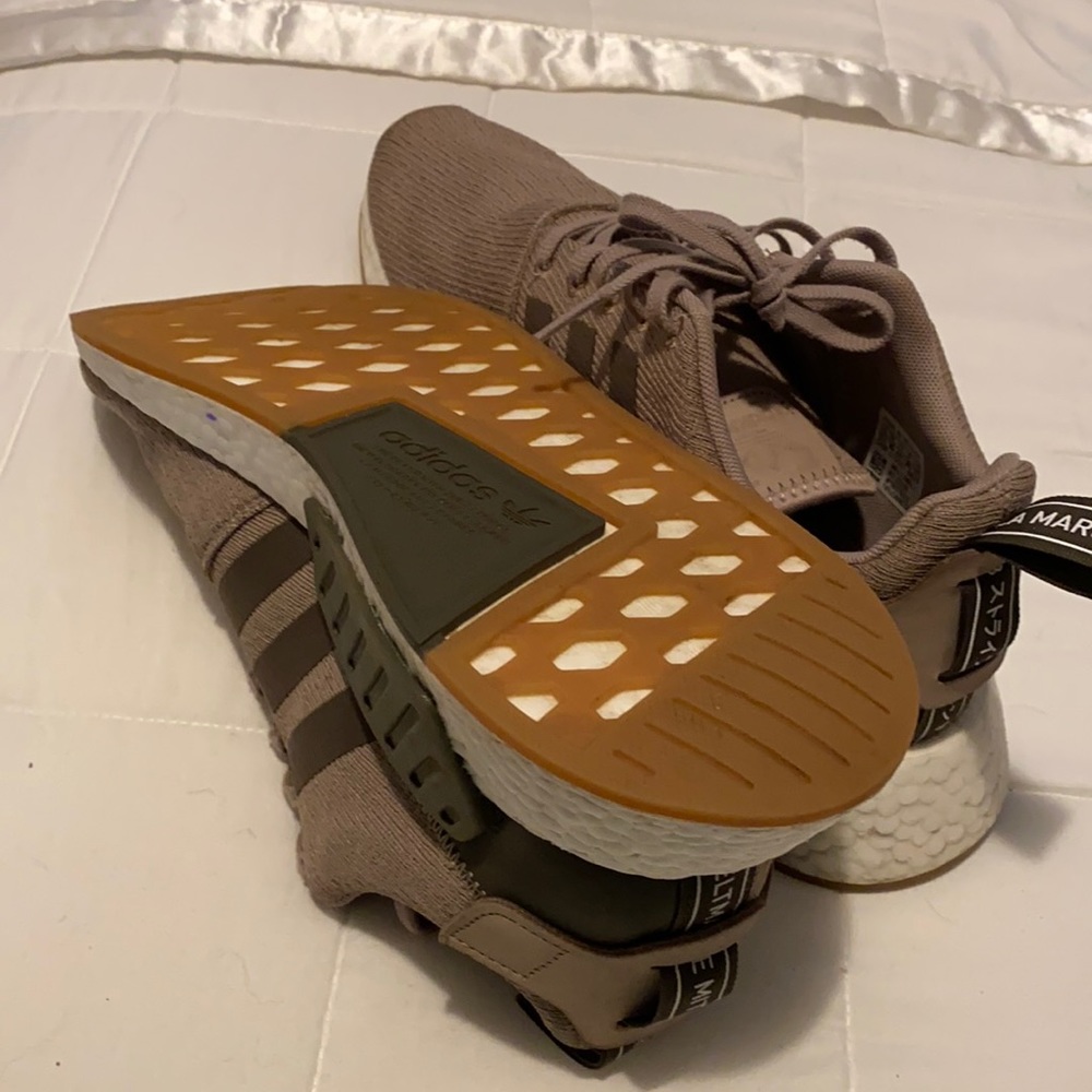 Adidas Boost shoes “the brand with 3 stripes” perfect condition